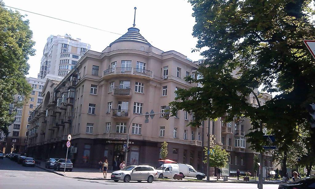Belokorichi Hotel Kiev Eksteriør billede