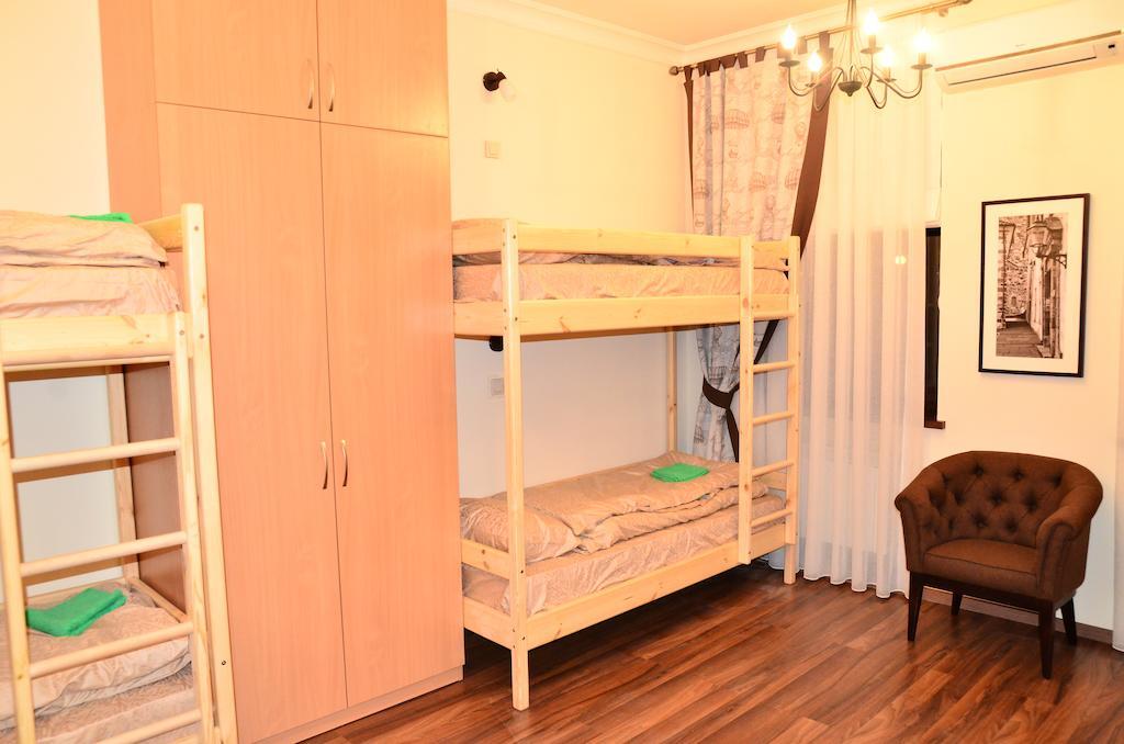 Belokorichi Hotel Kiev Eksteriør billede