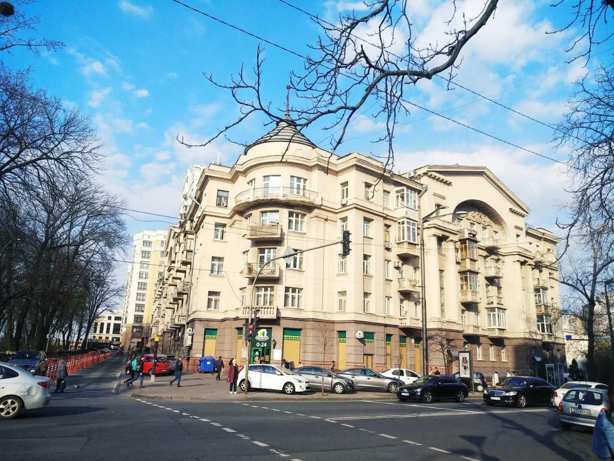 Belokorichi Hotel Kiev Eksteriør billede
